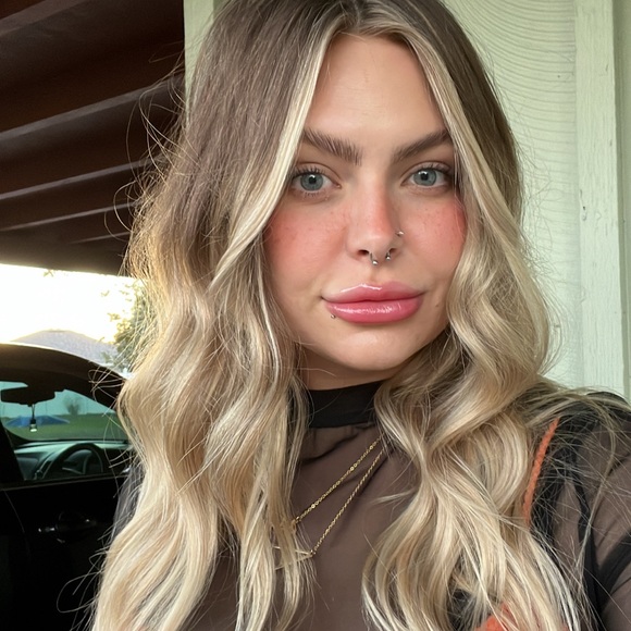 Meet Me! - Picture 1 of 1